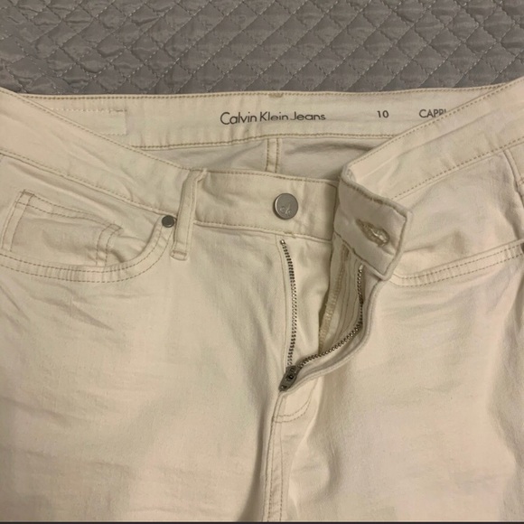 Calvin Klein Skinny Women’s white Ankle Jeans - Picture 5 of 10